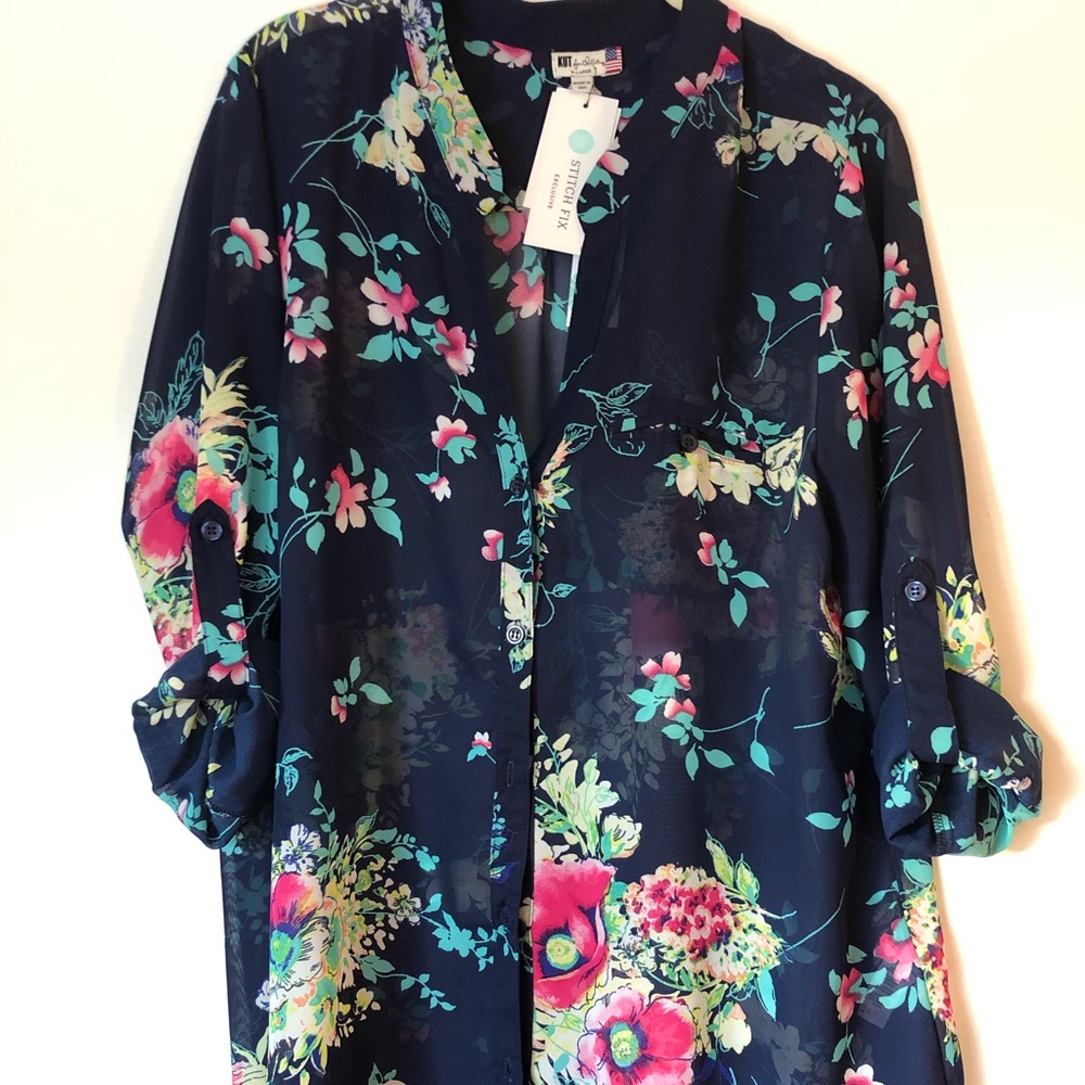 Kut from the Klotg Floral print button up blouse